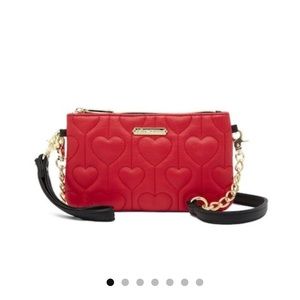 Betsey Johnson Red Heart Charging Crossbody ❤️⚡️